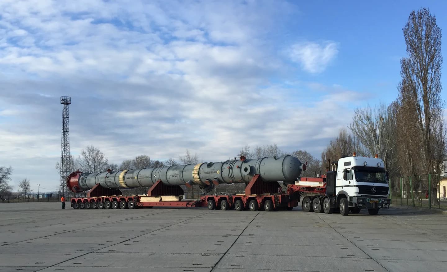 Road Transportations of OOG and Standard Cargoes